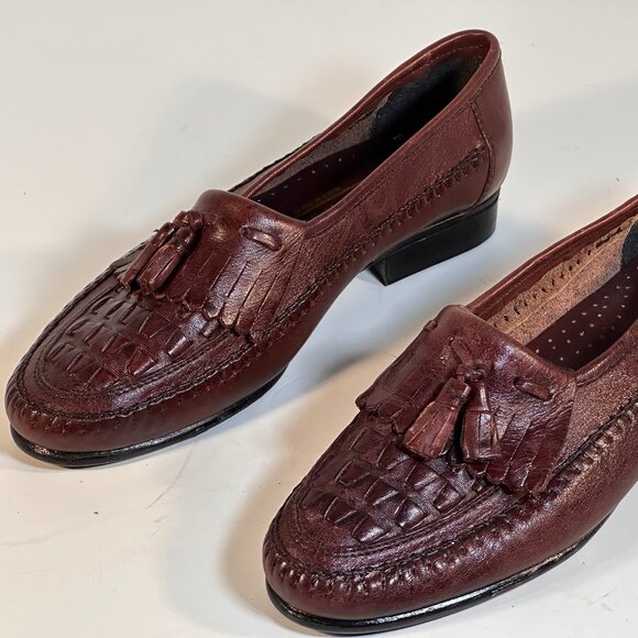 Men's size 6.5 Brown leather moccassins - Picture 13 of 13